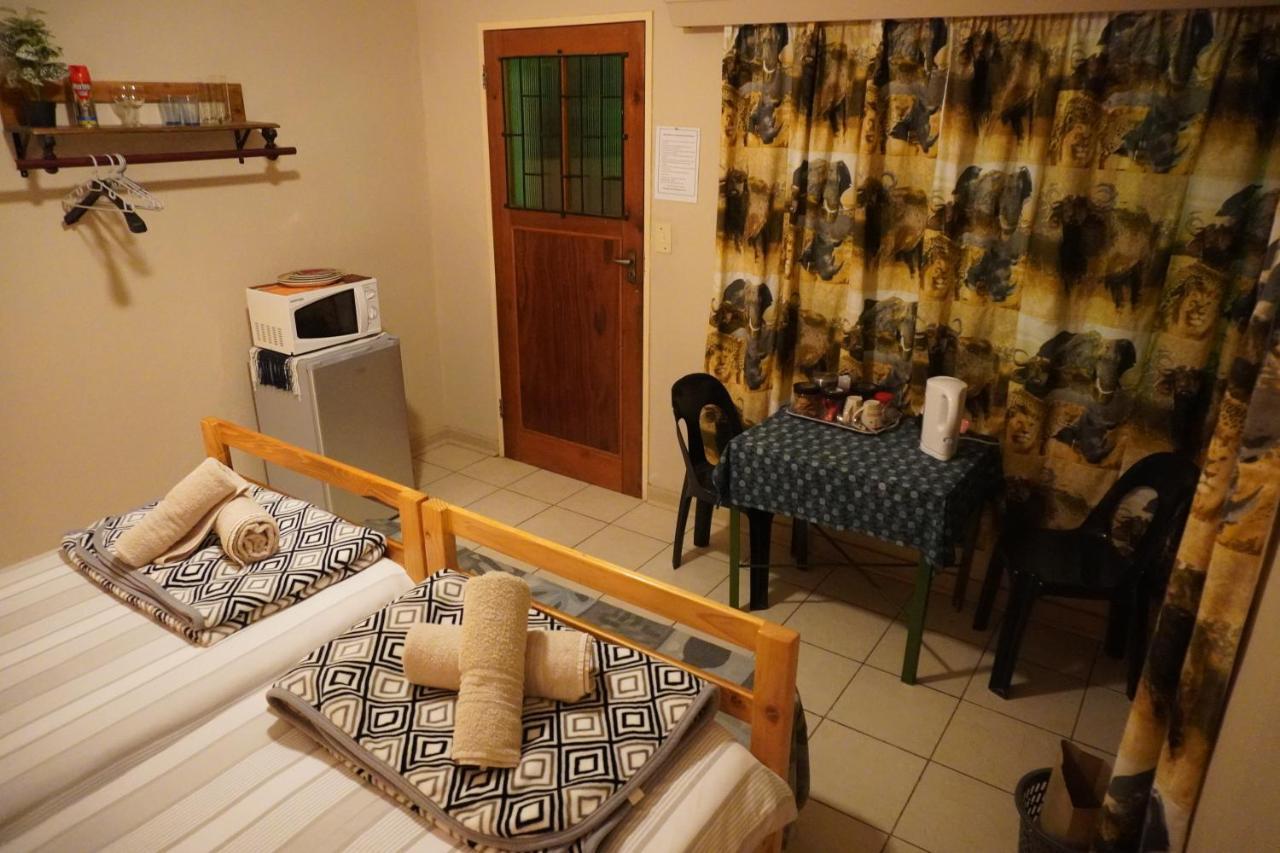 Okahandja Guesthouse Eksteriør bilde
