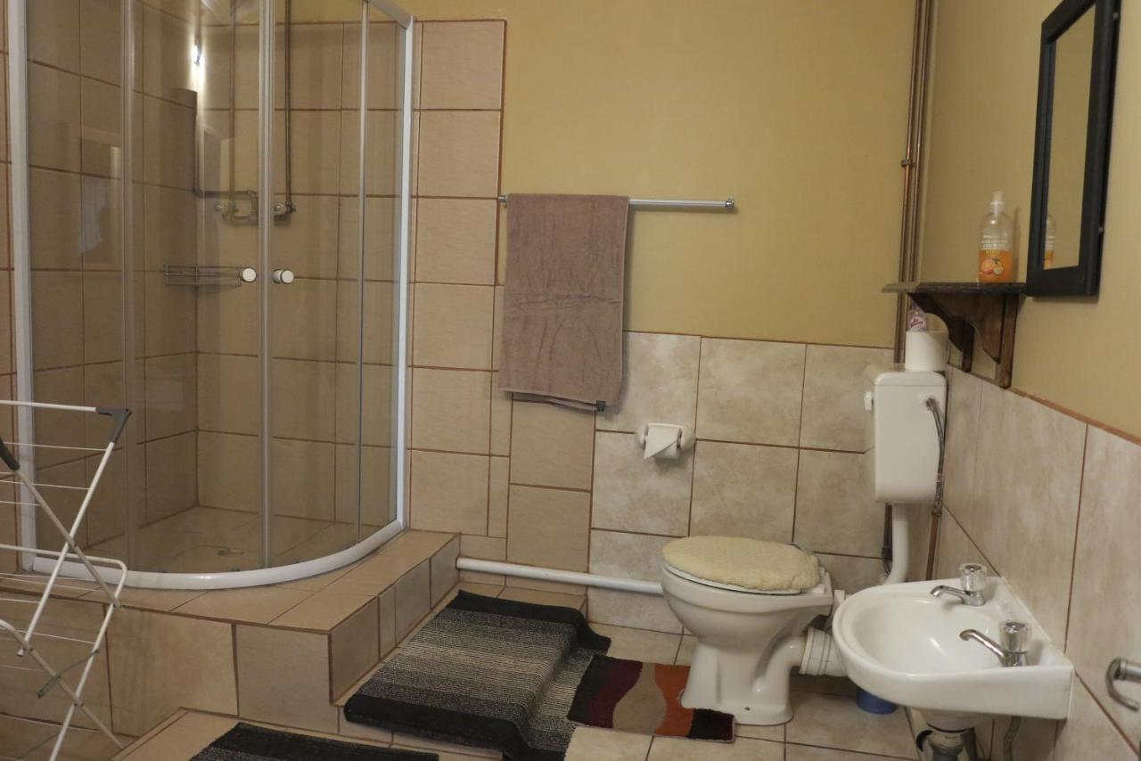 Okahandja Guesthouse Eksteriør bilde